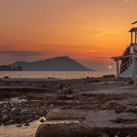The Colourful Land Milos Klima  Buitenkant foto